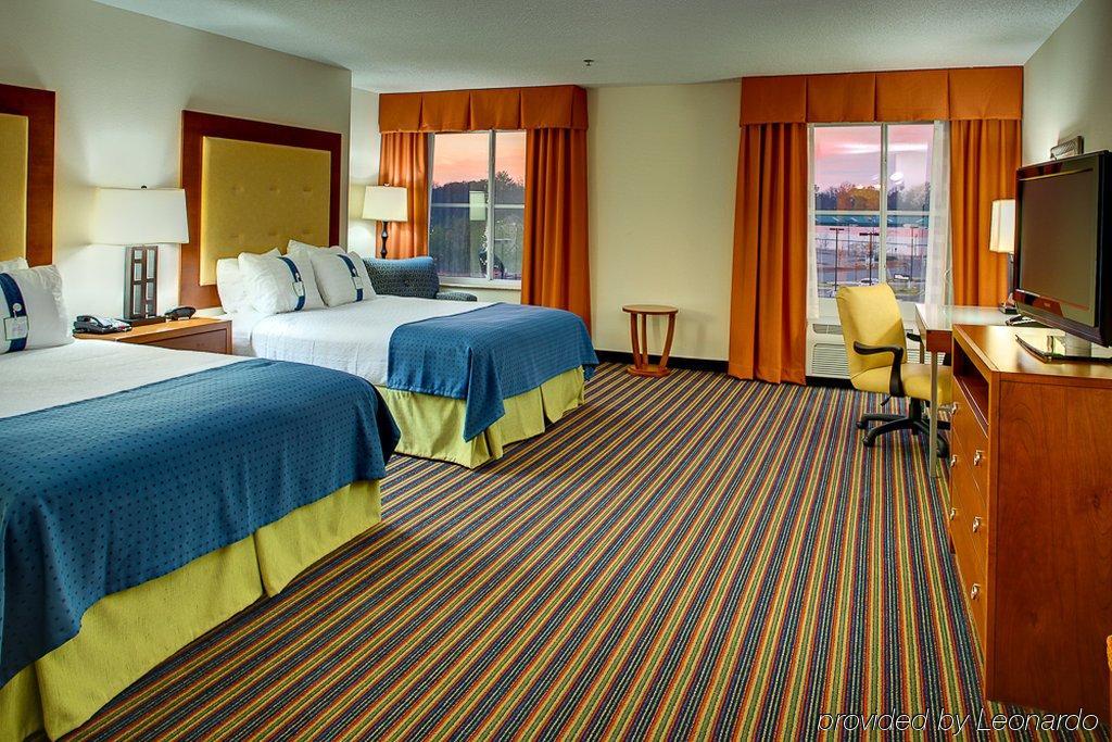 Delta Hotels By Marriott Colonial Heights Bilik gambar