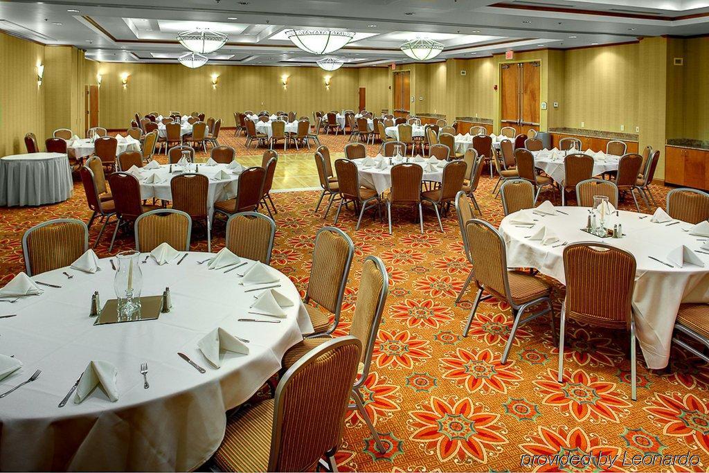 Delta Hotels By Marriott Colonial Heights Restoran gambar